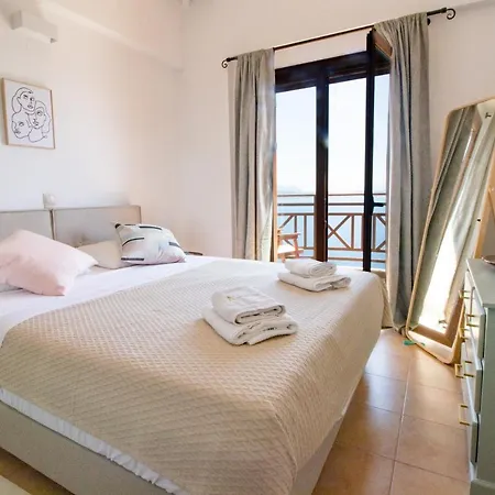 The Lookout, Boutique Villa. Villa