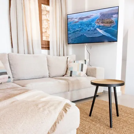 The Lookout, Boutique Villa. Sívota