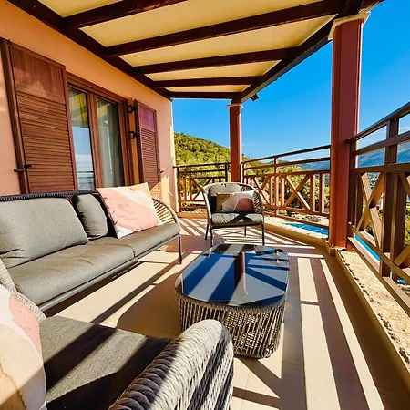 The Lookout, Boutique Villa. * Sívota