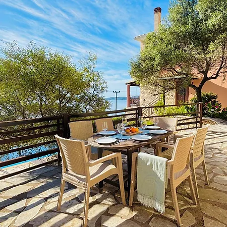 The Lookout, Boutique Villa. Villa Sivota